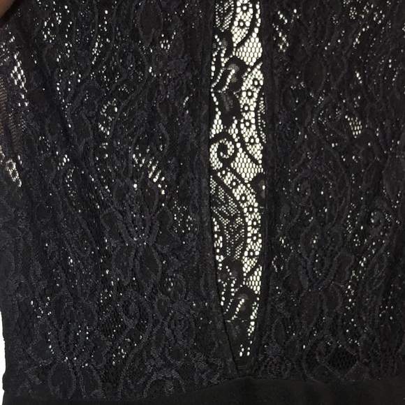 Classy Lace Peplum Dress - Picture 4 of 7